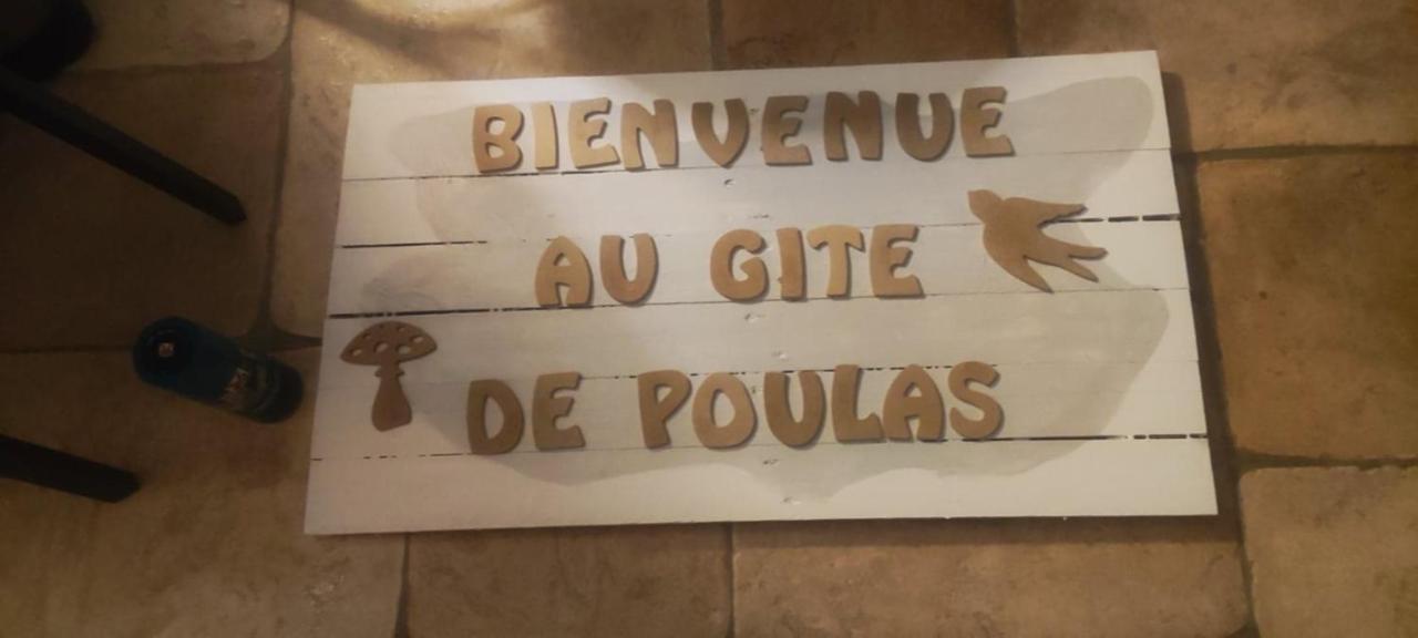 Le Gite De Poulas Couffy Exterior photo